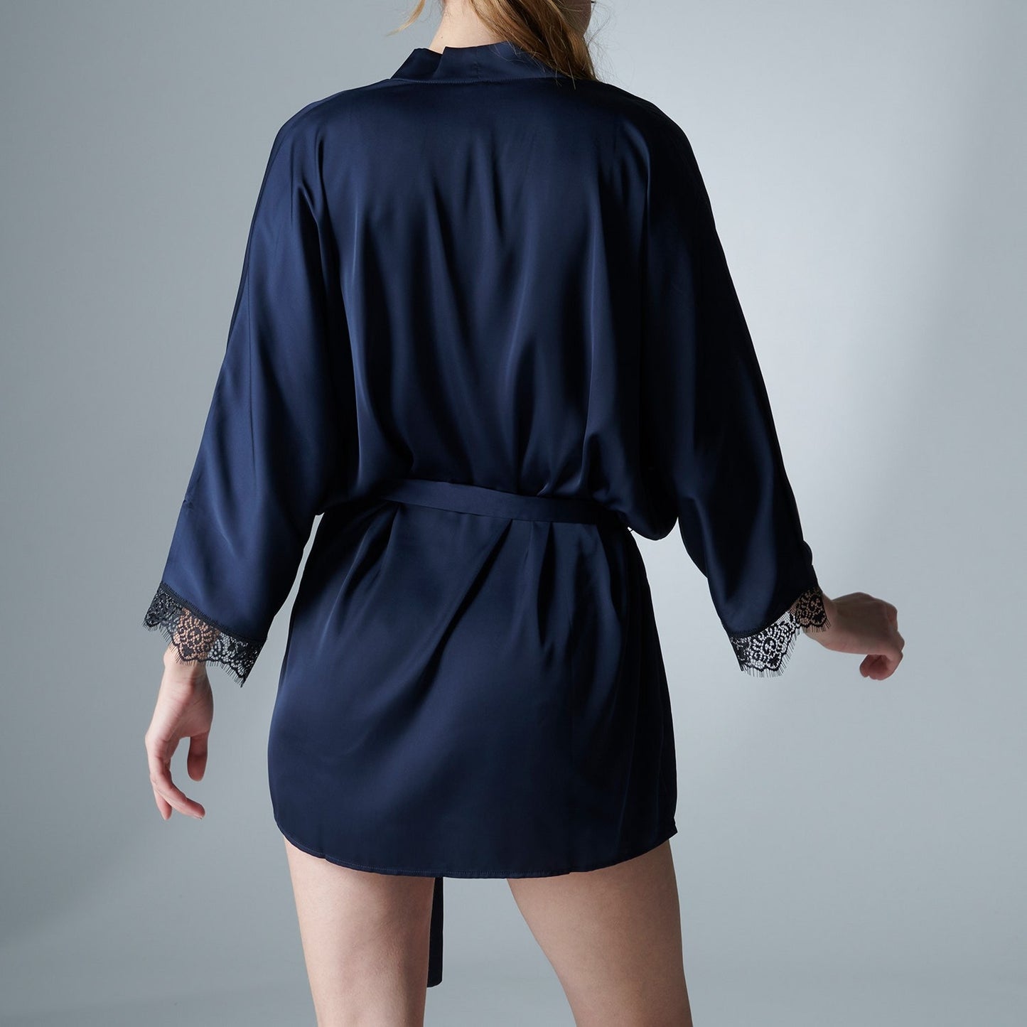 Simone Perele Satin Secrets Kimono