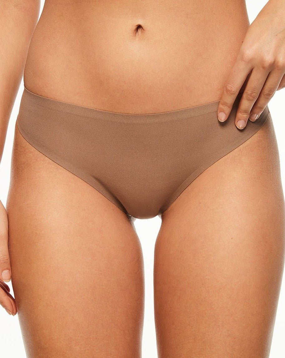 Hazelnut front