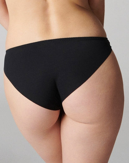 Simone Perele Comete Brief